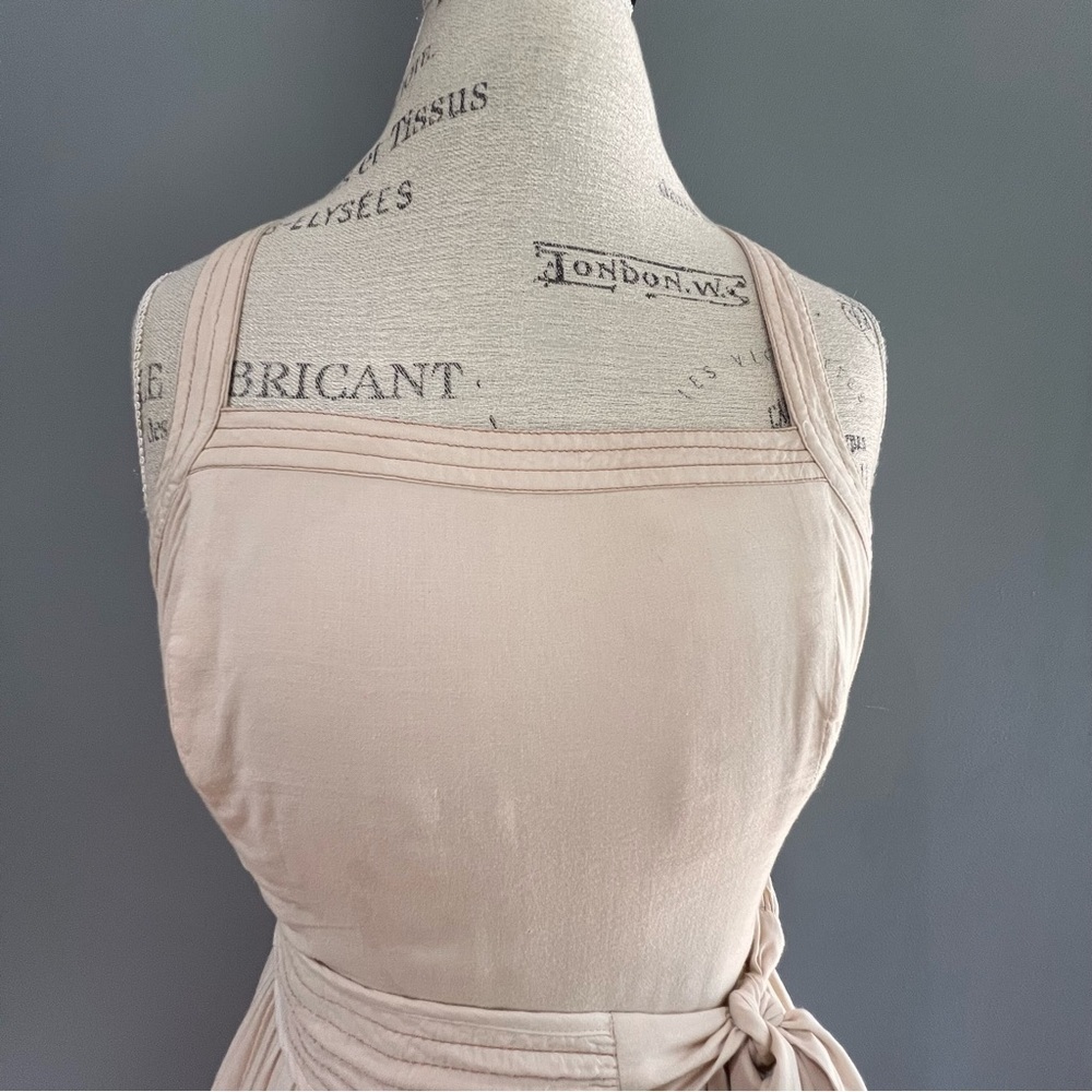 Urban Outfitter Kimchi Blue Trapunto Stitch Cross-Back Romper Beige Sz 6 - Picture 3 of 9
